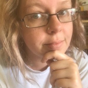 Meet your Posher, Charee